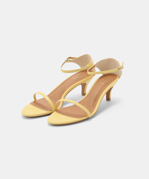 La TOTALITE（ラトータリテ）の「ANNISE. /アニス　ストラップヒールサンダル（サンダル・レディース・ブラック/イエロー・38/37/36）」の2枚目の写真