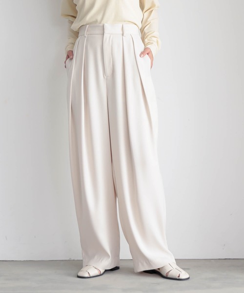 for/c（フォーシー）の「[低身長/高身長向けサイズ有]ダブルクロスタックパンツ【サスティナブル】（スラックス・レディース・ライトブラウン/アイボリー/ブラック・PM/M/L/LL/TM）」の8枚目の写真
