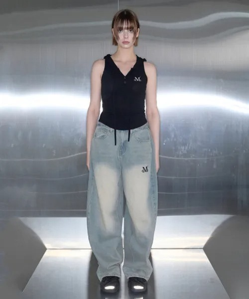 MUCENT(ムセント)の「MUCENT/スリムフードスリーブレストップス(Tシャツ/カットソー・レディース・チャコールグレー/グレー/ブラック・FREE)」の4枚目の写真