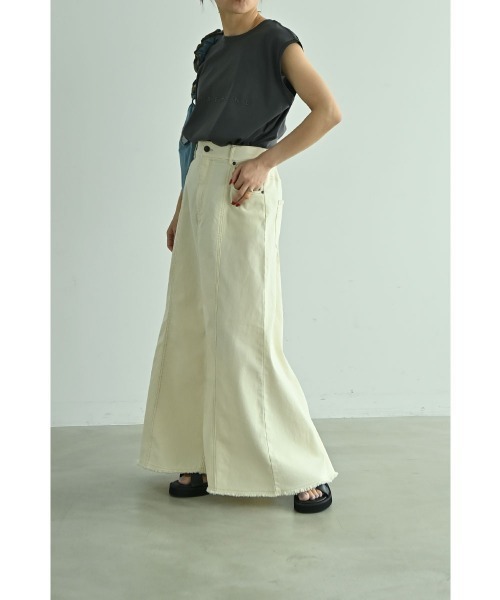 marjour(マージュール)の「9.5oz STRETCH DENIM SKIRT(デニムスカート・レディース・ライトブルー/アイボリー・M)」の6枚目の写真