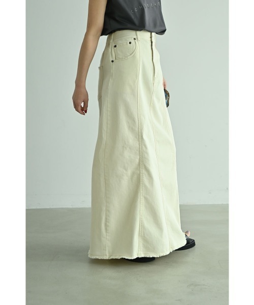 marjour(マージュール)の「9.5oz STRETCH DENIM SKIRT(デニムスカート・レディース・ライトブルー/アイボリー・M)」の11枚目の写真
