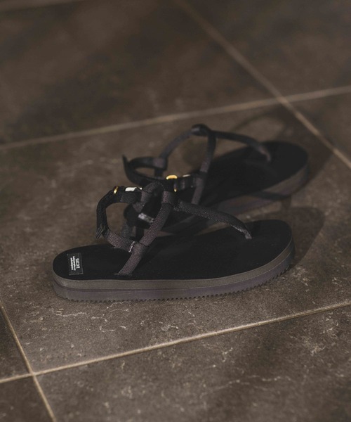 suicoke（スイコック）の「Curensology(カレンソロジー)/【SUICOKE】別注厚底スポーツサンダル（サンダル・レディース・ブラック・L/M/S）」の2枚目の写真