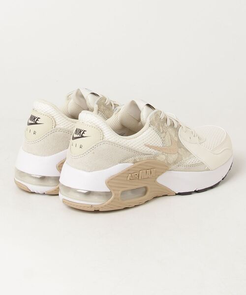 NIKE(ナイキ)の「ナイキ NIKE ナイキ エア マックス エクシー SE(スニーカー・レディース・ホワイト・23.0cm/23.5cm/24.0cm/24.5cm/25.0cm)」の9枚目の写真
