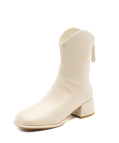 SPUR(シュプール)の「ボイルミニマル ミドルブーツ 5cm -UA9044 (3カラー)(ブーツ・レディース・ブラック/ブラウン/アイボリー・23cm/23.5cm/24cm/24.5cm/25cm)」の4枚目の写真