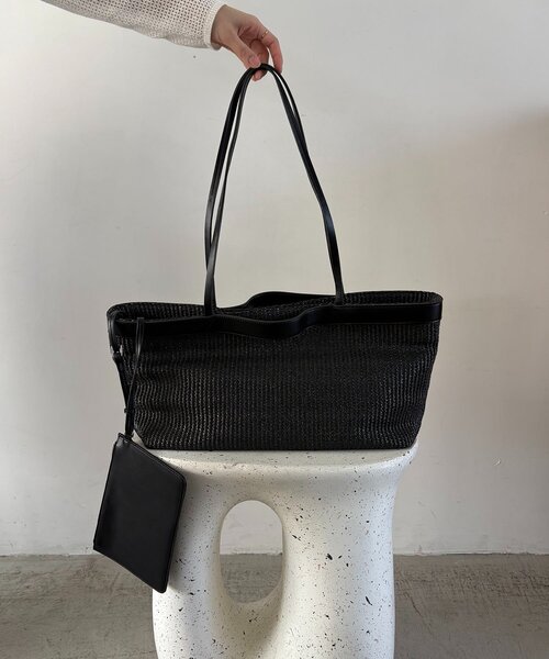 CAPRICIEUX LE'MAGE(カプリシューレマージュ)の「コンビワイドBAG(ショルダーバッグ・レディース・ブラック/ベージュ・FREE)」の7枚目の写真