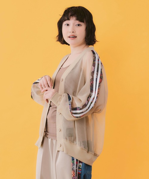 ScoLar(スカラー)の「162648:ライン入り オーガンジーシアーブルゾン(ブルゾン・レディース・ベージュ/ブラック・M)」の5枚目の写真