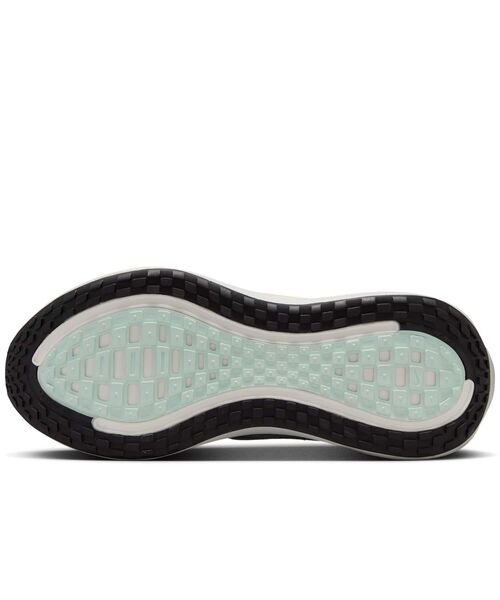 NIKE(ナイキ)の「ナイキ ボメロ プラス ウィメンズ ロード ランニングシューズ / Nike Vomero Plus Women's Road Running Shoes HV8154-004 Light Silver(スニーカー・レディース・シルバー・26/25.5/24/23/22.5/22/26.5/25/24.5/23.5)」の2枚目の写真