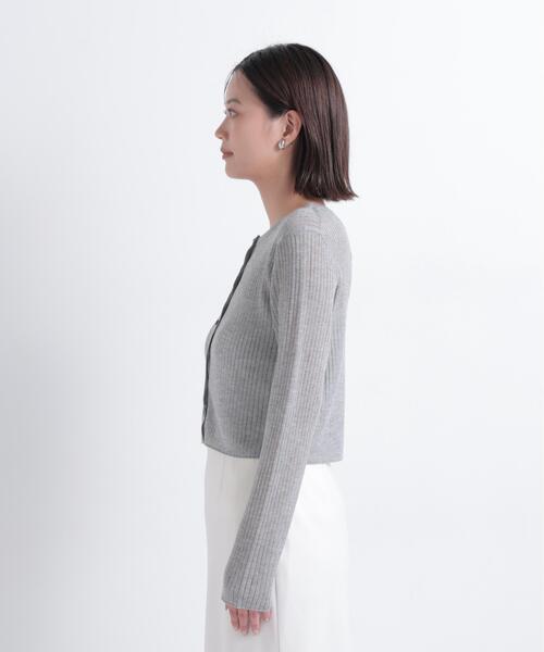 NATURAL BEAUTY BASIC（ナチュラルビューティーベーシック）の「シアーリブカーディガン（カーディガン/ボレロ・レディース・オフホワイト/オレンジ/グレー・ﾌﾘ-）」の4枚目の写真