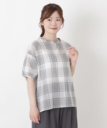 フリル衿チェックブラウス