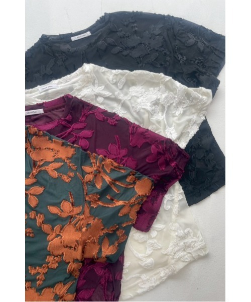 Muel Chic(ミュエルシック)の「Grow cutsew / グロウカットソー(Tシャツ/カットソー・レディース・ブラック/オフホワイト/マルーン/シアン・FREE)」の6枚目の写真