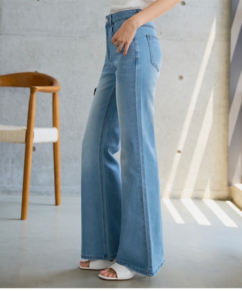 KOBE LETTUCE(コウベレタス)の「ストレッチフレアデニムパンツ(デニムパンツ・レディース・ブルー/ベージュ・L/M/PM)」の7枚目の写真