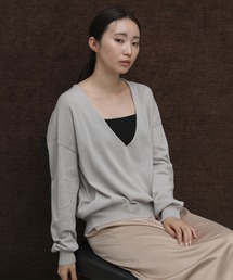 【Et】Minimal V-Neck Simple Tops