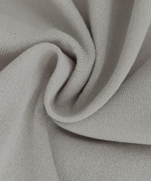 select MOCA Et(セレクトモカエト)の「【Et】Minimal V-Neck Simple Tops(ニット/セーター・レディース・ブラック/ライトグレー/キャメル・FREE)」の9枚目の写真