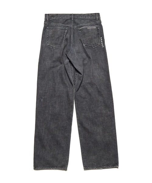 uniform experiment(ユニフォームエクスペリメント)の「DAMAGED DENIM WIDE-FIT JEANS(デニムパンツ・メンズ・インディゴブルー/ブラック・4/1/2/3/5)」の5枚目の写真