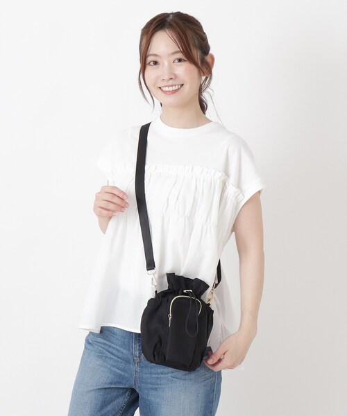 one'sterrace(ワンズテラス)の「SE ドローラスマートショルダー(ショルダーバッグ・レディース・ベージュ系その他7/グレー系その他7/ブラック系8・99)」の19枚目の写真