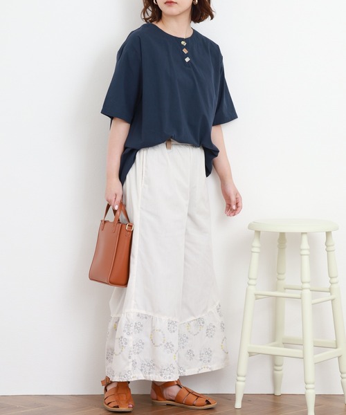 Emago(イマゴ)の「EMAGO 花ドット刺繍パンツ(その他パンツ・レディース・ブルー/ブラック/ホワイト・FREE)」の7枚目の写真