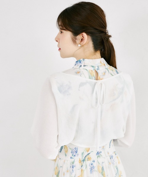 tocco closet(トッコ クローゼット)の「後ろリボン付きラメ入りドルマンスリーブボレロ(カーディガン/ボレロ・レディース・オフホワイト/ブラック/ピンクベージュ・M)」の10枚目の写真