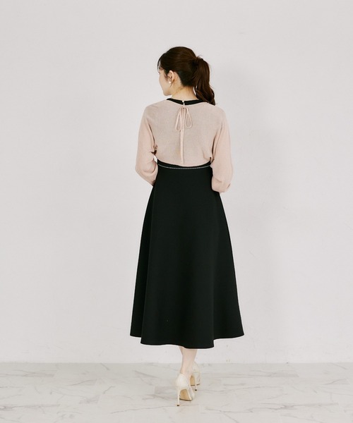tocco closet(トッコ クローゼット)の「後ろリボン付きラメ入りドルマンスリーブボレロ(カーディガン/ボレロ・レディース・オフホワイト/ブラック/ピンクベージュ・M)」の13枚目の写真