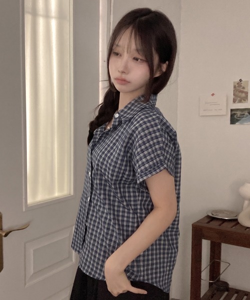 Girly Doll(ガーリードール)の「チェック柄半袖シャツ(シャツ/ブラウス・レディース・ホワイト/キャメル/ピンク/ネイビー・FREE)」の13枚目の写真