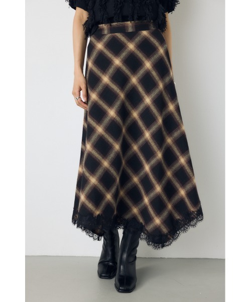 AZUL by moussy(アズールバイマウジー)の「【身長/骨格別着用画像あり】レースドッキングチェックバイアススカート 秋服 ロングスカート 冬服(スカート・レディース・ブラック系その他/ブラウン系その他・SMALL/MEDIUM)」の2枚目の写真