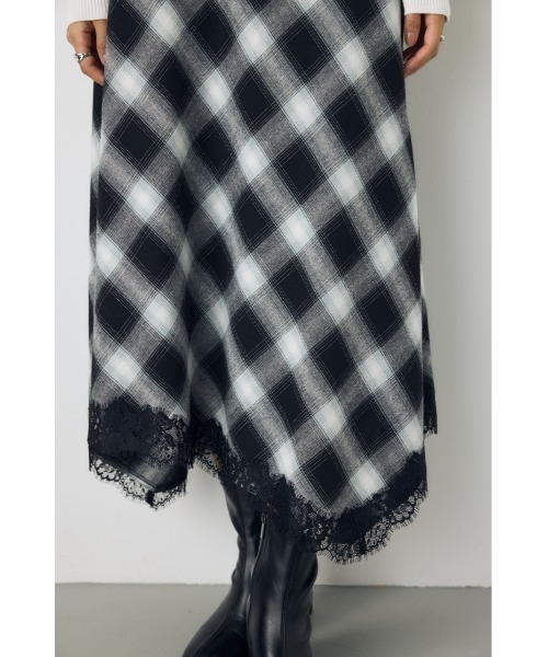 AZUL by moussy(アズールバイマウジー)の「【身長/骨格別着用画像あり】レースドッキングチェックバイアススカート 秋服 ロングスカート 冬服(スカート・レディース・ブラック系その他/ブラウン系その他・SMALL/MEDIUM)」の13枚目の写真
