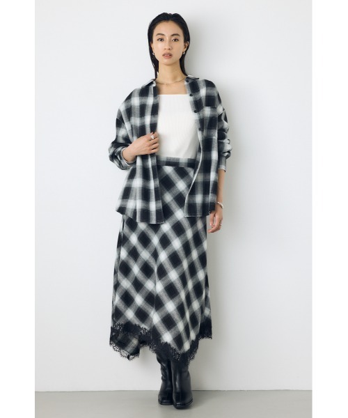 AZUL by moussy(アズールバイマウジー)の「【身長/骨格別着用画像あり】レースドッキングチェックバイアススカート 秋服 ロングスカート 冬服(スカート・レディース・ブラック系その他/ブラウン系その他・SMALL/MEDIUM)」の9枚目の写真