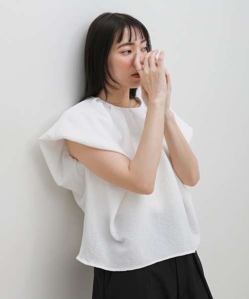 select MOCA（セレクトモカ）の「バルーンデザインボリュームブラウス（シャツ/ブラウス・レディース・ベージュ/ブラック/オフホワイト・FREE）」の7枚目の写真
