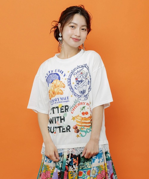 ScoLar(スカラー)の「162736:いろんなフード柄 裾レースTシャツ(Tシャツ/カットソー・レディース・ホワイト/ブラック/ネイビー/オレンジ・M)」の6枚目の写真