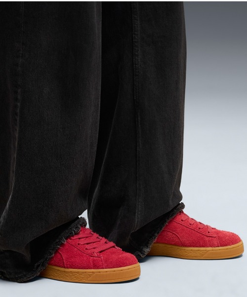 PUMA(プーマ)の「PUMA プーマ ユニセックス スウェード フォーエバー スニーカー(スニーカー・メンズ・オートミール/レッド系/ダークネイビー・26.5cm/25.5cm/24.5cm/23.5cm/22.5cm/22.0cm/29.0cm/28.0cm/27.0cm/26.0cm/25.0cm/24.0cm/23.0cm/30.0cm/28.5cm/27.5cm)」の3枚目の写真