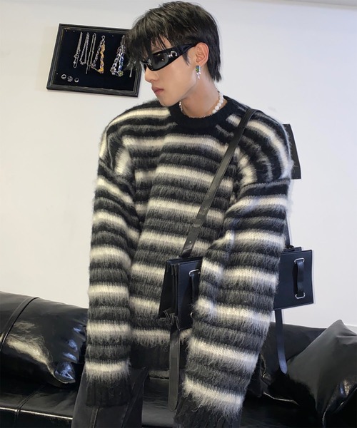 WESTBOY(ウエストボーイ)の「Y2K オーバーサイズ ボーダー シャギーニットプルオーバー WO26W6TP04(ニット/セーター・メンズ・ブラック・L/M)」の10枚目の写真