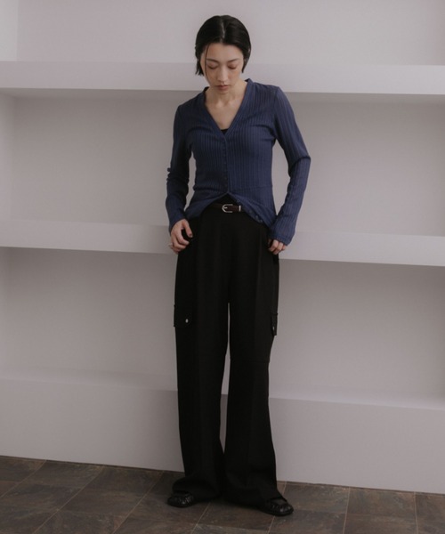 ANF.MUU（アンフムー）の「ウエストシェイプシアーリブカーディガン（カーディガン/ボレロ・レディース・ボルドー/ネイビー・FREE）」の19枚目の写真