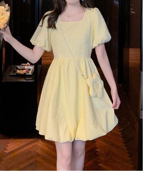 &soiree(アンドソワレ)の「スクエアネックバルーンミニワンピース(ワンピース・レディース・ホワイト/イエロー・SMALL/MEDIUM/LARGE/X-LARGE)」の2枚目の写真