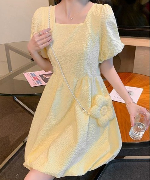 &soiree(アンドソワレ)の「スクエアネックバルーンミニワンピース(ワンピース・レディース・ホワイト/イエロー・SMALL/MEDIUM/LARGE/X-LARGE)」の5枚目の写真