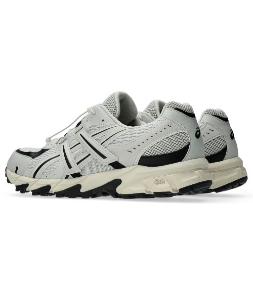 ASICS(アシックス)の「GEL-SONOMA TR62 / ゲルソノマ ティーアール62(スニーカー・レディース・ホワイト系その他・25/23/27/26.5/28.5/22.5/27.5/29.5/29/25.5/28/26/24/23.5/24.5)」の4枚目の写真