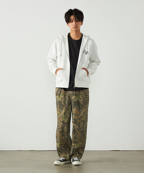 Purple&Yellow(パープルアンドイエロー)の「ツリーカモ柄 ワイドテーパードパンツ(その他パンツ・メンズ・カモフラージュ・M)」の2枚目の写真