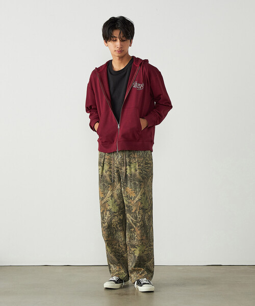 Purple&Yellow(パープルアンドイエロー)の「ツリーカモ柄 ワイドテーパードパンツ(その他パンツ・メンズ・カモフラージュ・M)」の4枚目の写真