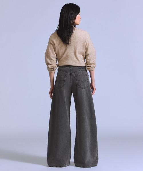 Levi's(リーバイス)の「Levi's/リーバイス BLUETAB(TM) MAX LOOSE 5ポケットジーンズ(デニムパンツ・レディース・ブラック・25inch/24inch/23inch/28inch/27inch/26inch)」の4枚目の写真