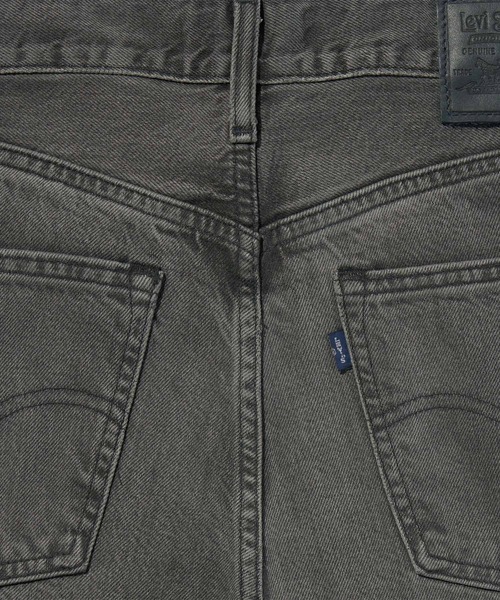 Levi's(リーバイス)の「Levi's/リーバイス BLUETAB(TM) MAX LOOSE 5ポケットジーンズ(デニムパンツ・レディース・ブラック・25inch/24inch/23inch/28inch/27inch/26inch)」の11枚目の写真