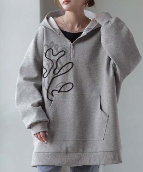 HUG.U(ハグユー)の「コード刺繍ハーフジップパーカー(パーカー・レディース・カーキ/ミックスグレー/ブラック・FREE)」の3枚目の写真