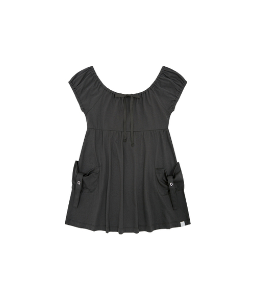 TUOMIO（トゥオミオ）の「SHIRRED POCKET TOP [CHARCOAL]（Tシャツ/カットソー・レディース・その他・F）」の2枚目の写真