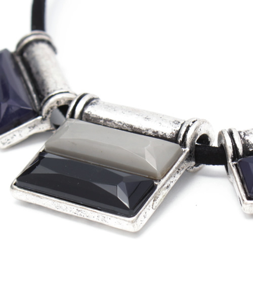 WEGO（ウィゴー）の「DISPARK/マルチカラーネックレス（ネックレス・レディース・キャメル/ネイビー・FREE）」の4枚目の写真