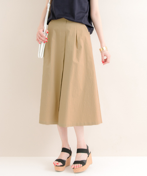 URBAN RESEARCH（アーバンリサーチ）の「UR チノタックAラインロングスカート（スカート・レディース・サックスブルー/ベージュ・FREE）」の2枚目の写真