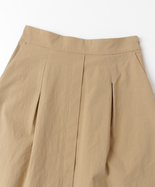 URBAN RESEARCH（アーバンリサーチ）の「UR チノタックAラインロングスカート（スカート・レディース・サックスブルー/ベージュ・FREE）」の11枚目の写真