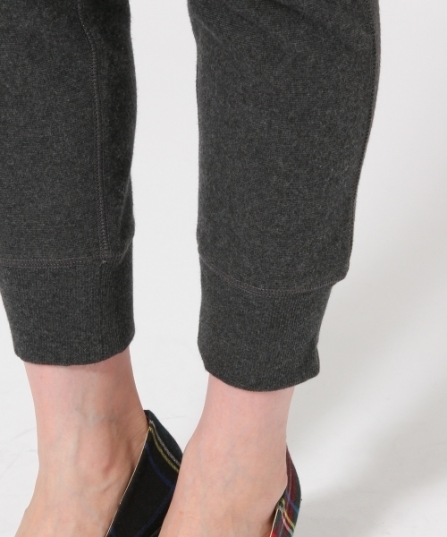 GLOBAL WORK（グローバルワーク）の「ミラノリブジョグパンツ/722769（その他パンツ・レディース・グレー/グレー系その他・MEDIUM/SMALL/LARGE）」の4枚目の写真