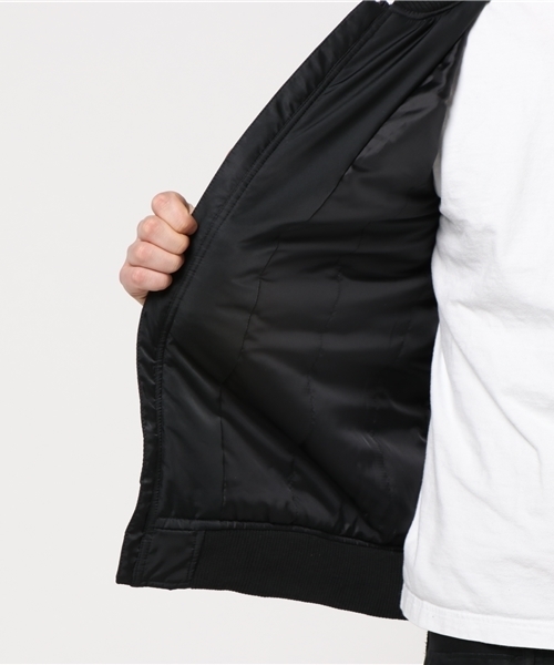 VENCEEXCHANGE（ヴァンスエクスチェンジ）の「中綿MA-1                        （MA-1・メンズ・ダークグリーン/ブラック・MEDIUM/LARGE）」の10枚目の写真