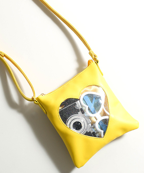 WEGO(ウィゴー)の「WEGO/ハートウィンドウミニショルダーバッグ(ショルダーバッグ・レディース・グリーン/レッド/ホワイト/ピンク/ブルー/オレンジ/イエロー/パープル/ライトパープル/ブラック/サックスブルー・FREE)」の8枚目の写真