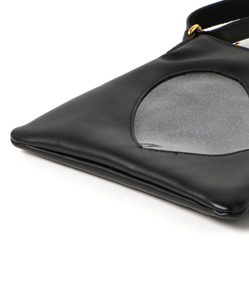 WEGO(ウィゴー)の「WEGO/ハートウィンドウミニショルダーバッグ(ショルダーバッグ・レディース・グリーン/レッド/ホワイト/ピンク/ブルー/オレンジ/イエロー/パープル/ライトパープル/ブラック/サックスブルー・FREE)」の13枚目の写真