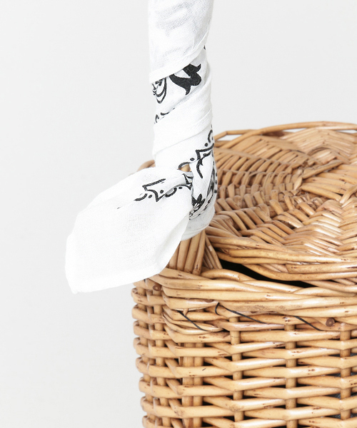 RODE SKO（ロデスコ）の「【TRILL掲載】RODE SKO SARI プチバンダナ付かごバッグ（かごバッグ・レディース・ナチュラル・FREE）」の18枚目の写真