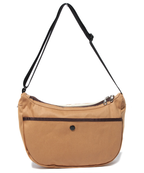 coen（コーエン）の「SUNDUCK バナナショルダーバッグM ∞（ショルダーバッグ・メンズ・ブラック/グレー/ブラウン・フリー）」の5枚目の写真