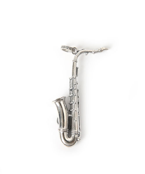 ROYAL ORDER（ロイヤルオーダー）の「RO SAXOPHONE PENDANT（ネックレス・メンズ・シルバー・ﾌﾘ-）」の6枚目の写真